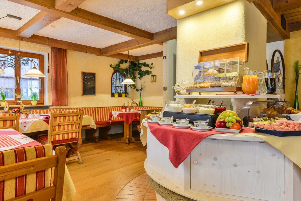 Ferienhotel Hahn Garni Ruhpolding Exterior foto
